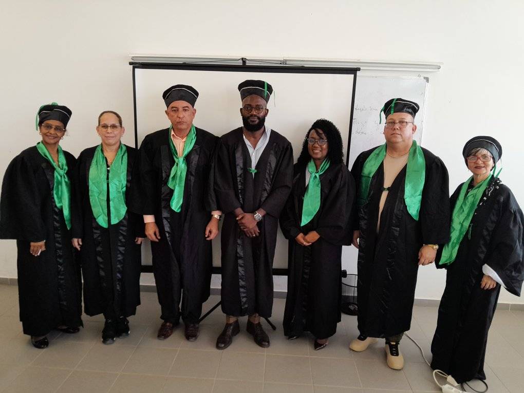 Josemar Vitorino Aprovado com Distinção como Professor Auxiliar da FMUKB