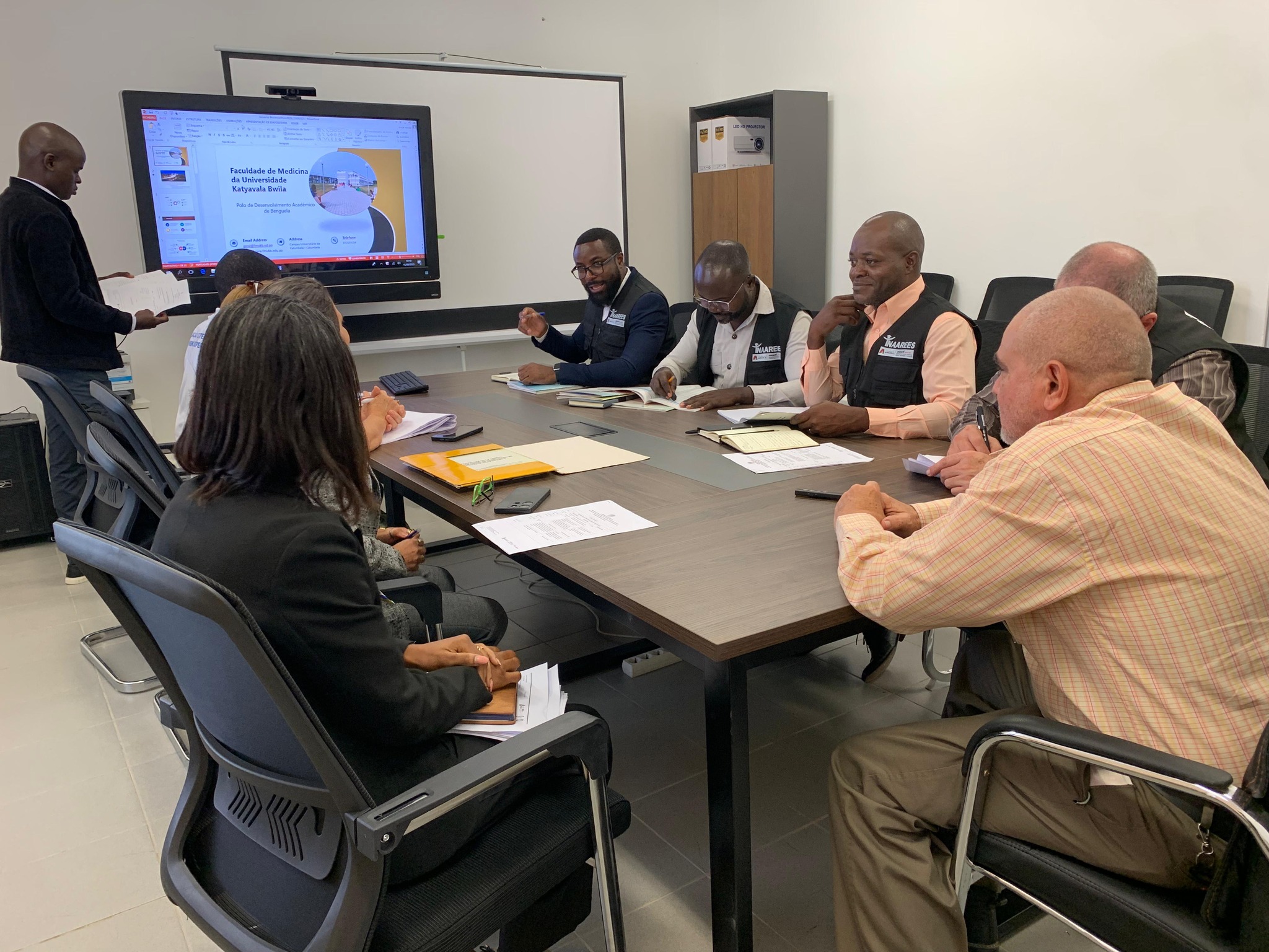 FMUKB Recebe Comissão de Avaliação Externa do INAAREES/MESCTI